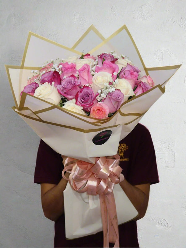 30 Mix Roses Bouquet