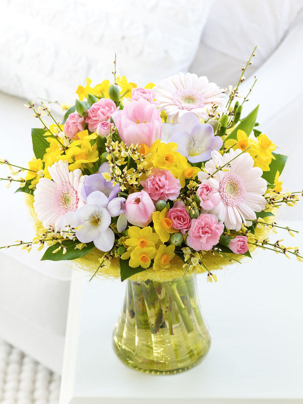 Pink-And-Yellow-Flowers-In-Vase