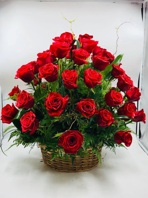 Red Rose Basket