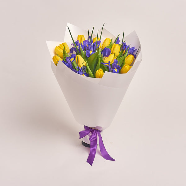 15 Yellow Tulip and Iris Bouquet