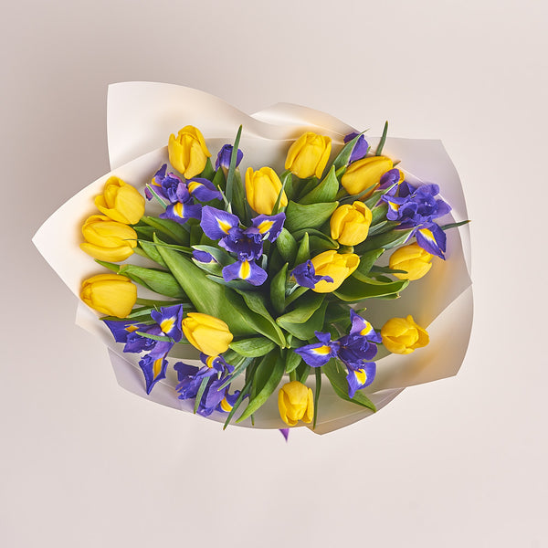 15 Yellow Tulip and Iris Bouquet